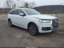 WA1VAAF71JD021585 2018 AUDI Q7