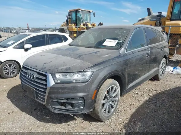 WA1VAAF71JD036197 2018 AUDI Q7 - Image 2