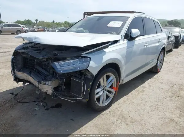 WA1VAAF71JD045840 2018 AUDI Q7 - Image 2
