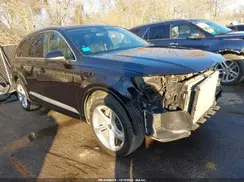 WA1VAAF71KD008806 2019 AUDI Q7