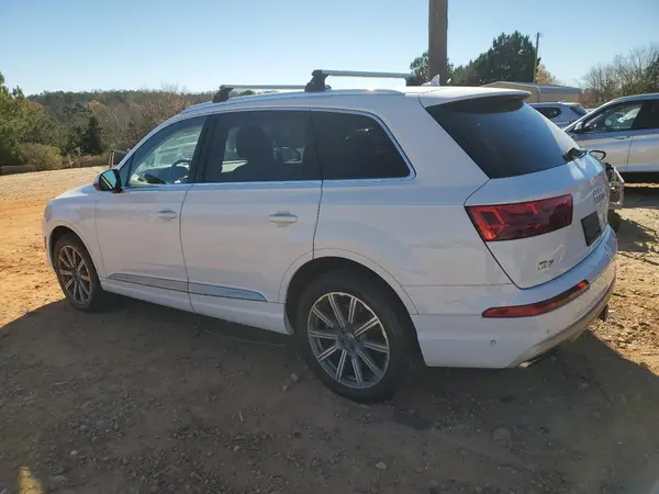 WA1VAAF71KD008899 2019 AUDI Q7 - Image 2
