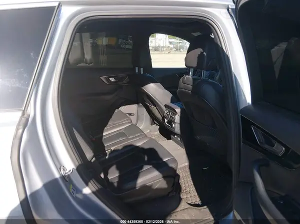 WA1VAAF71KD015707 2019 AUDI Q7 - Image 8