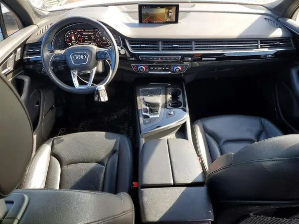 WA1VAAF71KD027260 2019 AUDI Q7 - Image 8
