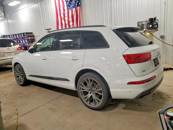 WA1VAAF71KD037982 2019 AUDI Q7 - Image 2