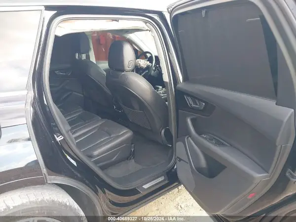 WA1VAAF72HD002229 2017 AUDI Q7 - Image 8