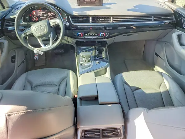 WA1VAAF72HD012419 2017 AUDI Q7 - Image 8