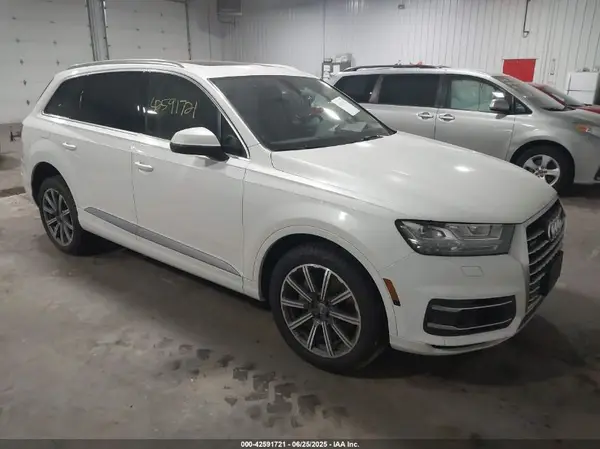 WA1VAAF72HD017300 2017 AUDI Q7 - Image 1