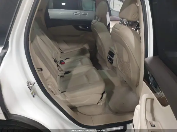WA1VAAF72HD017300 2017 AUDI Q7 - Image 8