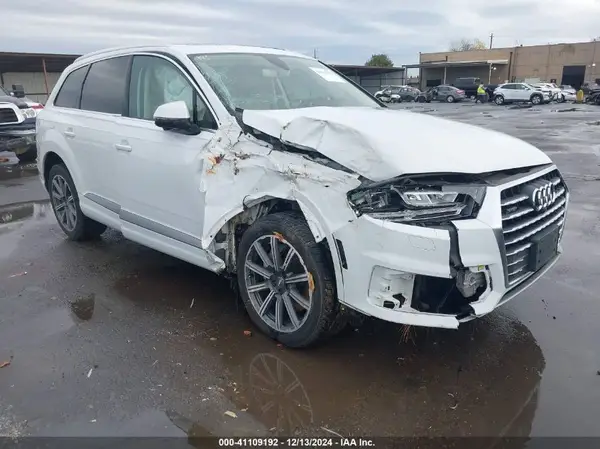 WA1VAAF72HD019600 2017 AUDI Q7 - Image 1