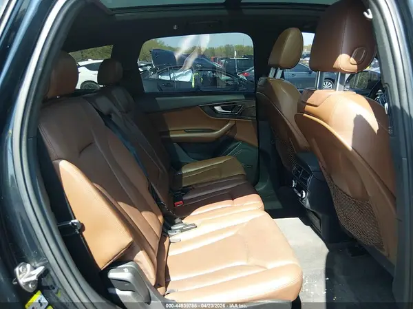 WA1VAAF72HD020679 2017 AUDI Q7 - Image 8