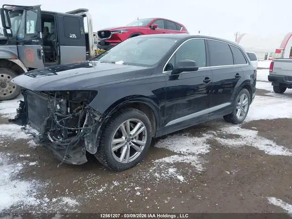 WA1VAAF72HD024375 2017 AUDI Q7 - Image 2