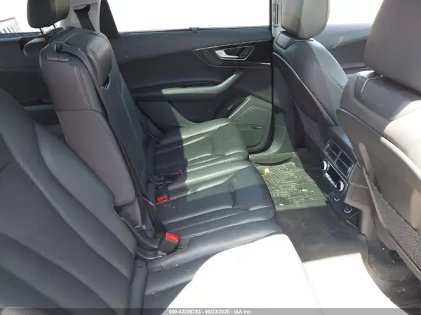 WA1VAAF72HD027809 2017 AUDI Q7 - Image 8