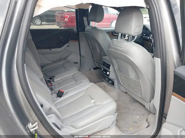 WA1VAAF72HD031214 2017 AUDI Q7 - Image 8