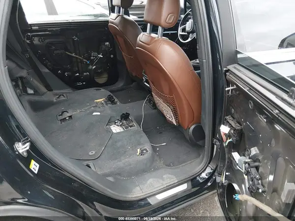 WA1VAAF72HD034095 2017 AUDI Q7 - Image 8