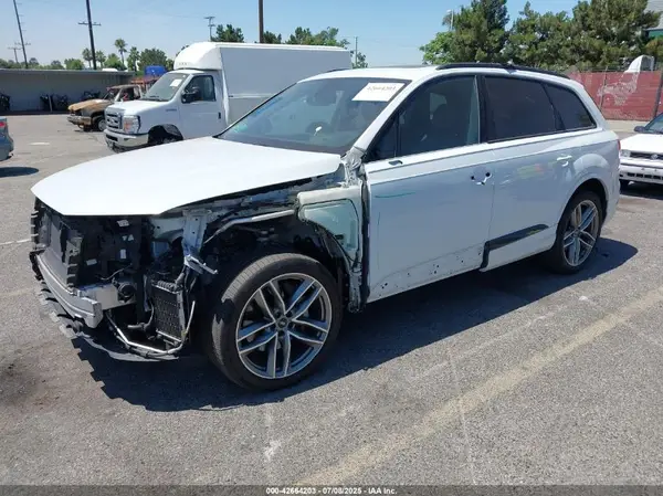 WA1VAAF72HD035098 2017 AUDI Q7 - Image 2