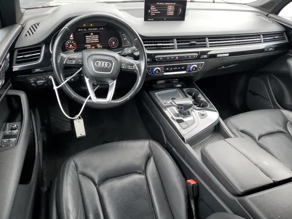 WA1VAAF72HD040866 2017 AUDI Q7 - Image 8