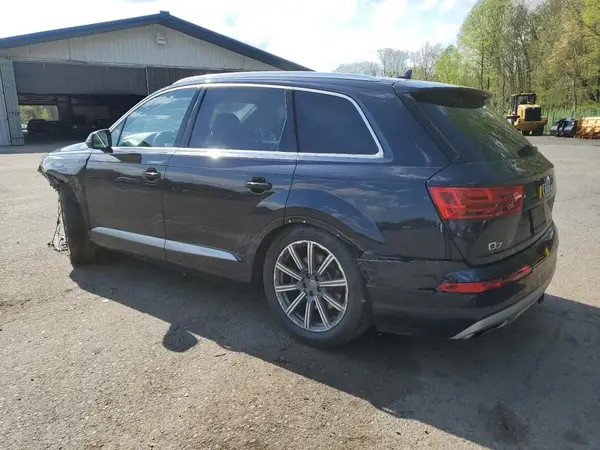 WA1VAAF72HD041998 2017 AUDI Q7 - Image 2