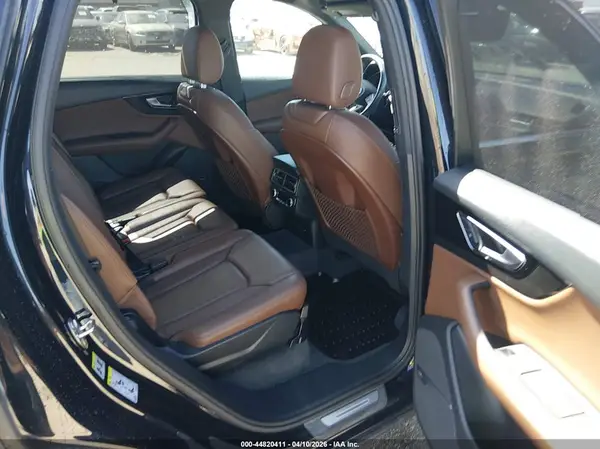 WA1VAAF72HD052645 2017 AUDI Q7 - Image 8