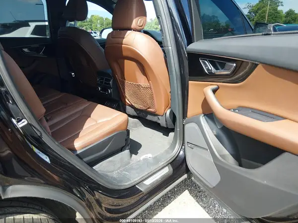 WA1VAAF72HD057070 2017 AUDI Q7 - Image 8