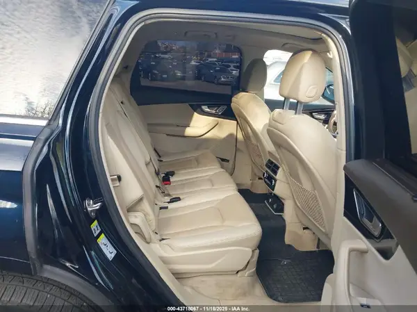 WA1VAAF72HD059174 2017 AUDI Q7 - Image 8