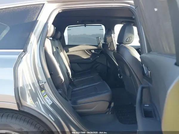 WA1VAAF72JD006836 2018 AUDI Q7 - Image 8