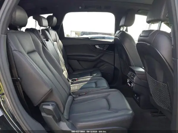 WA1VAAF72JD007470 2018 AUDI Q7 - Image 8