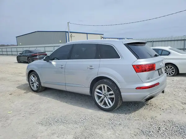 WA1VAAF72JD009784 2018 AUDI Q7 - Image 2