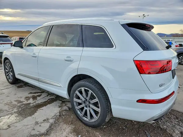 WA1VAAF72JD017335 2018 AUDI Q7 - Image 2