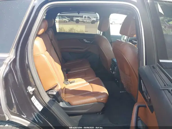 WA1VAAF72JD022714 2018 AUDI Q7 - Image 8