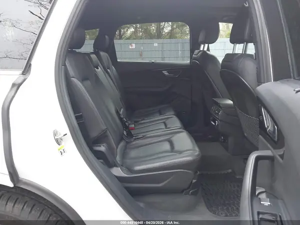 WA1VAAF72JD024768 2018 AUDI Q7 - Image 8