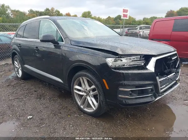 WA1VAAF72JD054577 2018 AUDI Q7 - Image 1