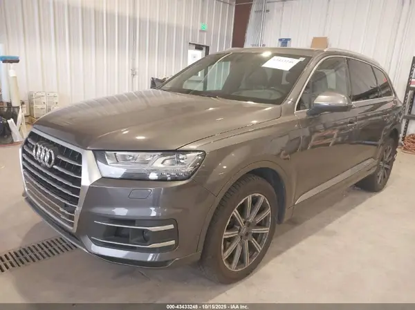 WA1VAAF72KD011326 2019 AUDI Q7 - Image 2