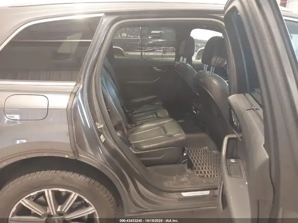 WA1VAAF72KD011326 2019 AUDI Q7 - Image 8