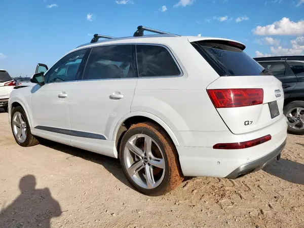 WA1VAAF72KD018048 2019 AUDI Q7 - Image 2