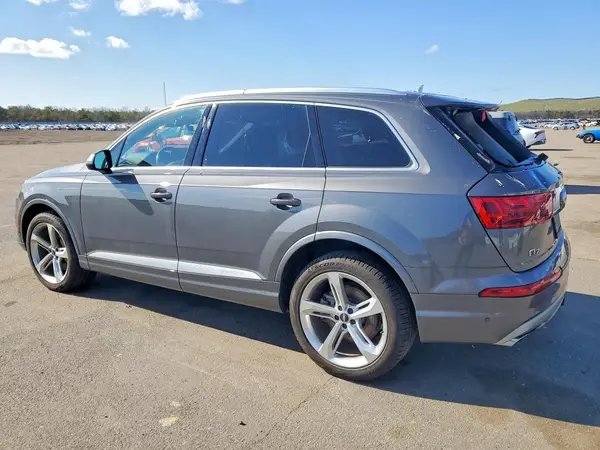 WA1VAAF72KD020396 2019 AUDI Q7 - Image 2