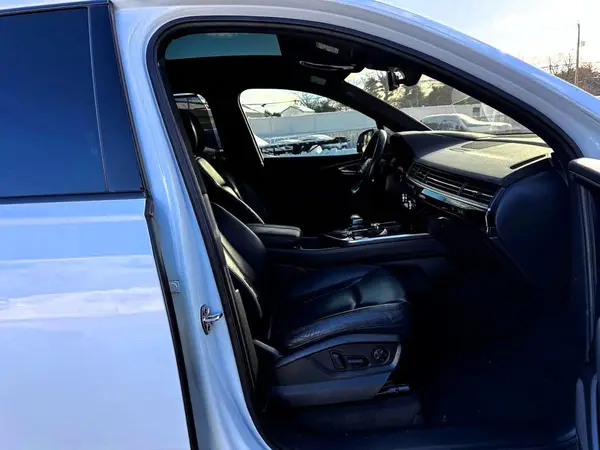 WA1VAAF72KD022181 2019 AUDI Q7 - Image 8