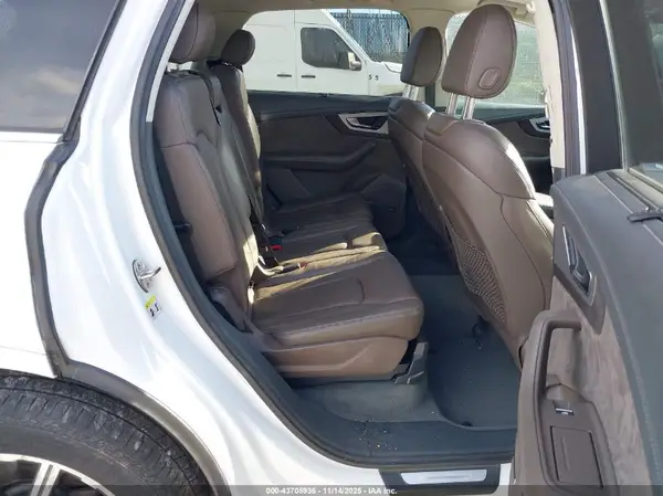 WA1VAAF72KD025419 2019 AUDI Q7 - Image 8