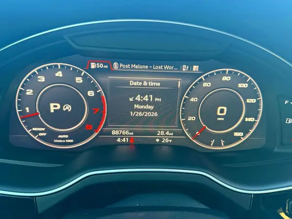 WA1VAAF72KD037621 2019 AUDI Q7 - Image 8
