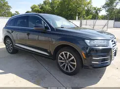 WA1VAAF73HD011540 2017 AUDI Q7