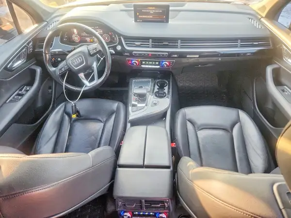 WA1VAAF73HD013420 2017 AUDI Q7 - Image 8