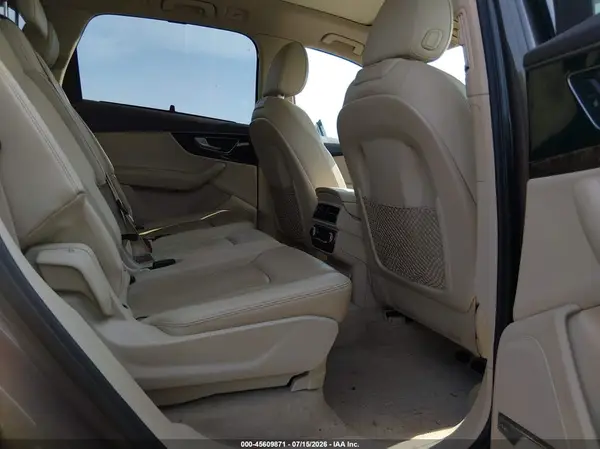 WA1VAAF73HD020187 2017 AUDI Q7 - Image 8