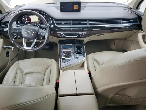 WA1VAAF73HD032646 2017 AUDI Q7 - Image 8