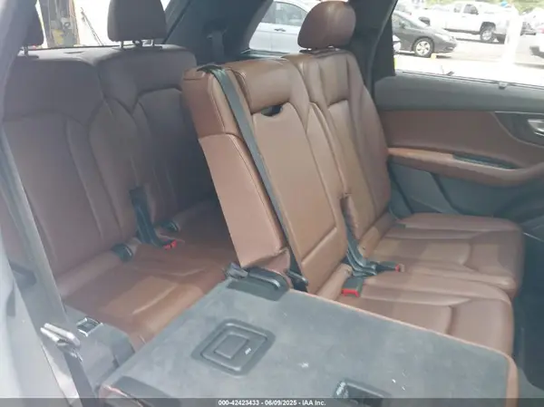 WA1VAAF73HD037362 2017 AUDI Q7 - Image 8