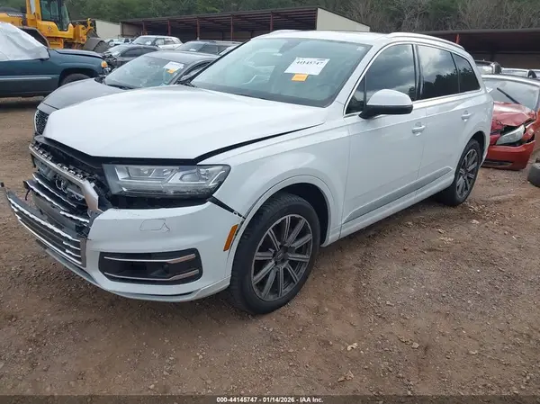 WA1VAAF73HD040472 2017 AUDI Q7 - Image 2