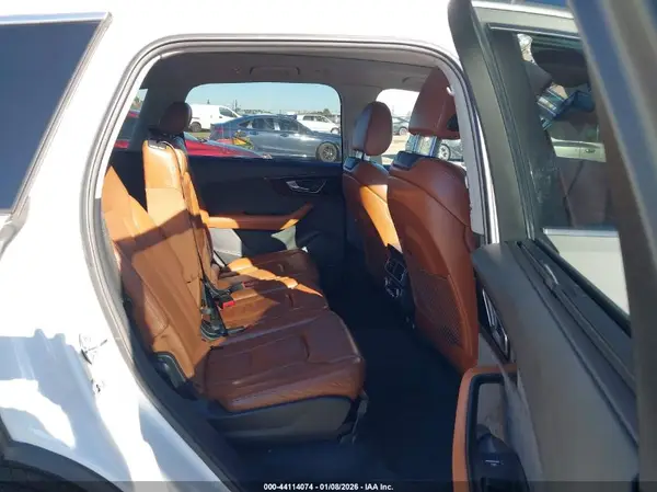 WA1VAAF73JD006277 2018 AUDI Q7 - Image 8