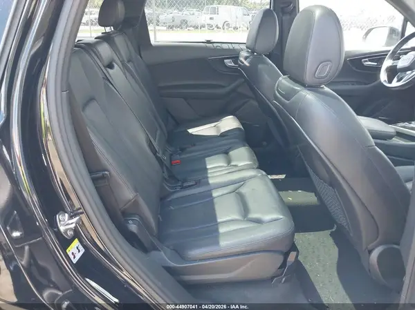WA1VAAF73JD008241 2018 AUDI Q7 - Image 8