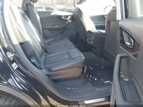 WA1VAAF73JD013472 2018 AUDI Q7 - Image 8