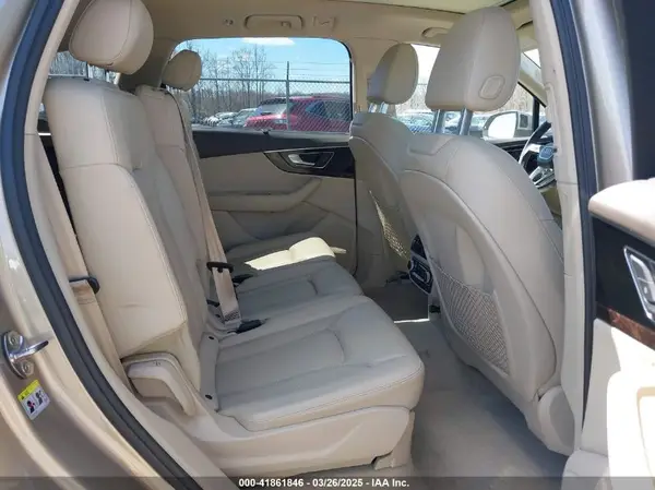 WA1VAAF73JD015772 2018 AUDI Q7 - Image 8
