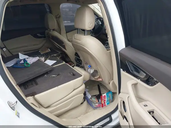WA1VAAF73JD017859 2018 AUDI Q7 - Image 8