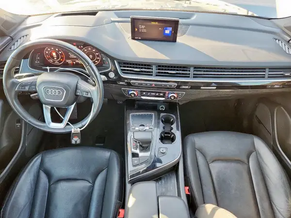 WA1VAAF73JD034290 2018 AUDI Q7 - Image 8